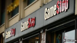 Read more about the article GameStop CEO Matt Furlong is Leaving the Video Game Retailer